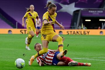 Las mejores im¨¢genes del Atl¨¦tico de Madrid - Barcelona de Champions League femenina