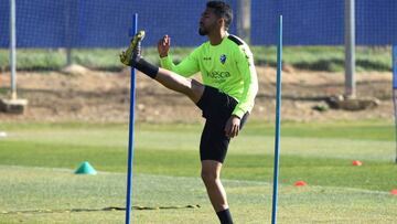 26/02/19 ENTRENAMIENTO DEL HUESCA
YANGEL HERRERA