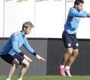 Kun y De Gea se entrenaron al margen, pero jugarán mañana