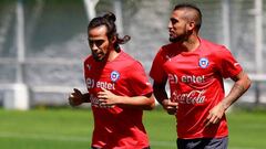 El particular saludo de cumpleaños de Vidal para Valdivia