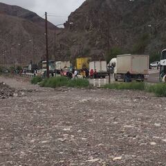 La caravana del Dakar pone rumbo a Salta tras el retraso