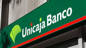 Unicaja caída aplicación banco qué hacer contactar soporte atención al cliente banca digital