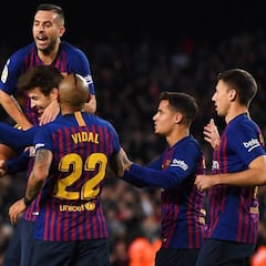 Piqué lidera el regreso del Barça al triunfo