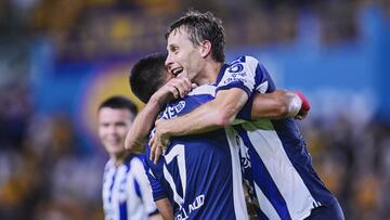 Jugadores de Monterrey festejan un gol en contra de Tigres en el Clásico Regio en Leagues Cup.