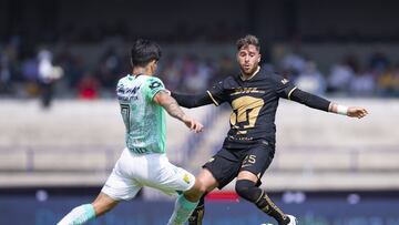 (L-R), Victor Davila of Leon and Arturo Ortiz of Pumas during the game Pumas UNAM vs Leon, corresponding to Round 3 of the Torneo Clausura 2023 of the Liga BBVA MX, at Olimpico Universitario Stadium, on January 22, 2023.
<br><br>
(I-D), Victor Davila de Leon y Arturo Ortiz de Pumas durante el partido Pumas UNAM vs Leon, Correspondiente a la Jornada 03 del Torneo Clausura 2023 de la Liga BBVA MX, en el Estadio Olimpico Universitario, el 22 de Enero de 2023.