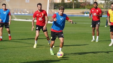 El Almería, con la defensa del ascenso