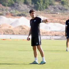 Pablo Hernández: “Sé lo que significa el escudo del Castellón, lo que conlleva el representar esta camiseta”