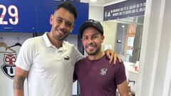 La sorpresiva visita de Marcelo Diaz a la U en su cumpleaños