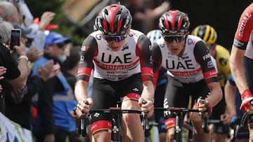 Tadej Pogacar, junto a Marc Soler, en el ascenso al Muro de Huy.