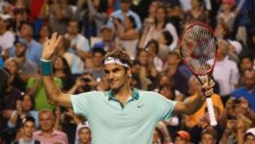 Roger Federer celebra su victoria ante Feliciano Lopez.