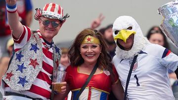 Fotografía de aficionados de Estados Unidos antes de la derrota 1-2 frente a Panamá en el Mercedes Benz Stadium, en Atlanta, Georgia, en la Copa América 2024.