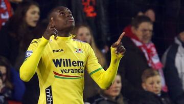 Oostende's Belgian forward Landry Nany Dimata celebrates after scoring a goal during the Jupiler Pro League match between Mouscron and KV Oostende, in Mouscron, on February 11, 2017. / AFP PHOTO / BELGA / BRUNO FAHY / Belgium OUT