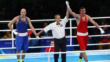 Evgeny Tishchenko, oro de los pesos pesados.