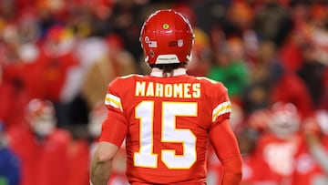 KANSAS CITY, MISSOURI - JANUARY 29: Patrick Mahomes #15 of the Kansas City Chiefs looks on after a play against the Cincinnati Bengals during the third quarter in the AFC Championship Game at GEHA Field at Arrowhead Stadium on January 29, 2023 in Kansas City, Missouri.   Kevin C. Cox/Getty Images/AFP (Photo by Kevin C. Cox / GETTY IMAGES NORTH AMERICA / Getty Images via AFP)