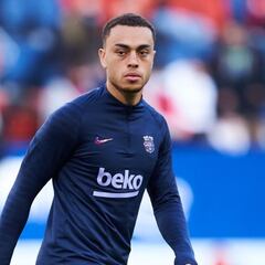 Sergiño Dest acumula pretendientes para mercado de invierno