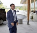 Bartomeu: "No hay una cláusula antimordiscos con Luis Suárez"