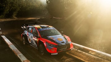 Adrien Fourmaux, con el Hyundai en el Rally de Chile.