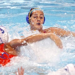 Forca, Ortiz y Clara Espar sacan brazo en la goleada a Israel