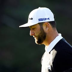 Rahm se aleja del número uno