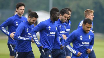 19/04/21 
 ENTRENAMIENTO REAL OVIEDO
 DIEGUI CON LUCA AHIJADO