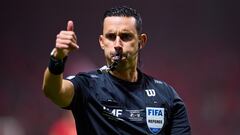 Así se prepara un árbitro para el Clásico Nacional