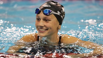 TORONTO, ONTARIO - OCTOBER 28: Summer McIntosh of Canada after winning the Woman's 400m Freestyle Final during day one of the FINA Swimming World Cup at the Pan Am Sports Centre on October 28, 2022 in Toronto, Ontario.   Gregory Shamus/Getty Images/AFP