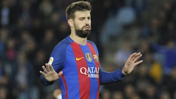 Piqué jugó cojo una hora: alerta para el Clásico en el Camp Nou