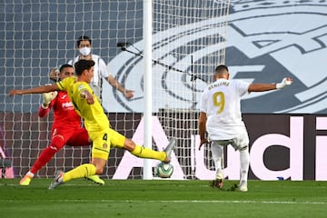 1-0. Karim Benzema marcó el primer gol.