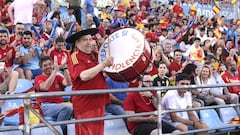 Iconic Spain fan, Manolo "el del Bombo", out of Euro 2016