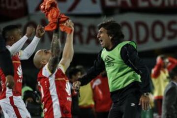 Santa Fe da vuelta a la serie y avanza en la Libertadores