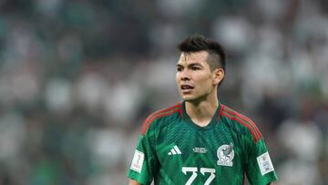 Liverpool sigue de cerca a Hirving Lozano