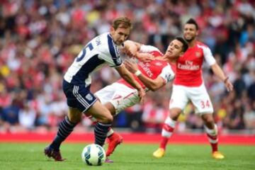 Alexis Sánchez celebró con Arsenal ante el WBA en la última fecha de la Premier. 