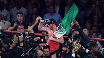 De la Hoya ve la Canelo vs Lemieux en 2019