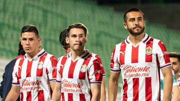 Una buena noticia para Chivas, en medio del mal arranque del Guardianes 2020. Este miércoles podría recuperar a dos de sus cinco futbolistas contagiados de COVID-19.