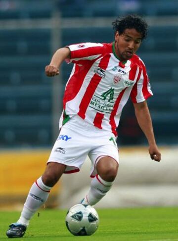 Debutó con América, fue comparado con Cuauhtémoc Blanco.