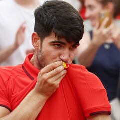 Carlos Alcaraz - Roman Safiullin summary: 2024 Paris Olympics tennis | round of 16