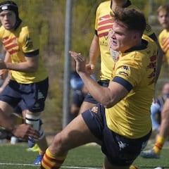 Pleno de los favoritos en el retorno de la División de Honor