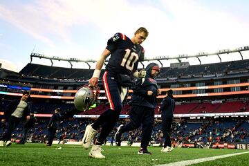 The long-whispered rumor that Mac Jones may be leaving the New England Patriots just got louder with reports that the Raiders are showing interest