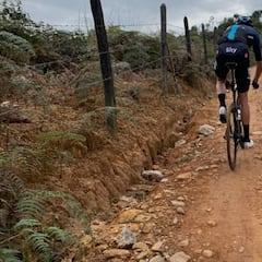 Froome asombra en Strava: con la bici de crono por caminos de tierra