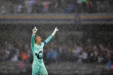 El Olímpico Universitario se rinde ante un heróico Aaron Ramsey