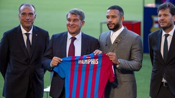 Laporta, en la presentación de Memphis: "Tenemos una nómina que excede los ingresos del club"