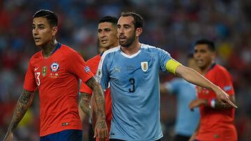 “Proceso”: Godín compara a Chile con Uruguay y explica por qué la Roja ha fracasado