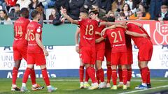 Los jugadores del Sevilla celebran el 1-2 en Ferrol.