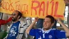 El pueblo elevó su voz en Las Rozas: "¡Raúl, Selección!"