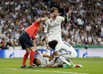 Casemiro tras recibir un golpe.