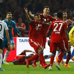 El VAR no concedió un penalti al Bayern en el 94' con 1-2 y el Eintracht marcó a continuación
