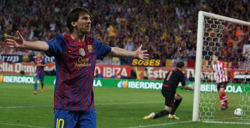 El jugador con ms goles anotados en una temporada de La Liga es Lionel Messi, autor de 49 dianas en la campa?a 2011-12 (en algunas fuentes se le otorgan 50 goles porque le atribuyen errneamente un gol en Mallorca cuyo verdadero autor fue Alexis Snchez). Tres a?os ms tarde Cristiano anot 48 goles e inexplicablemente fue sustitudo en la ltima jornada a falta de 33 minutos para terminar el partido cuando estaba a un solo gol de igualar el rcord de Messi.