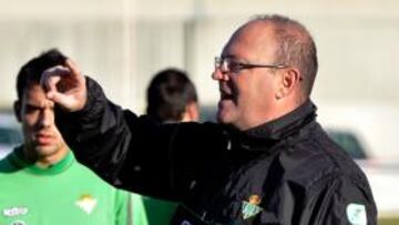 Mel quita presión y dice que "el Sevilla se juega más"