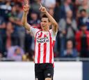 Doblete de Hirving Lozano; triunfo y goleador en Holanda