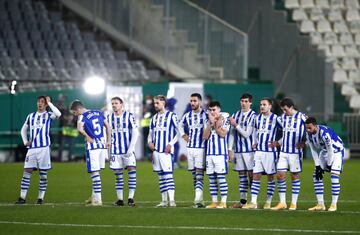 Los jugadores de la Real Sociedad en la tanda de penaltis.